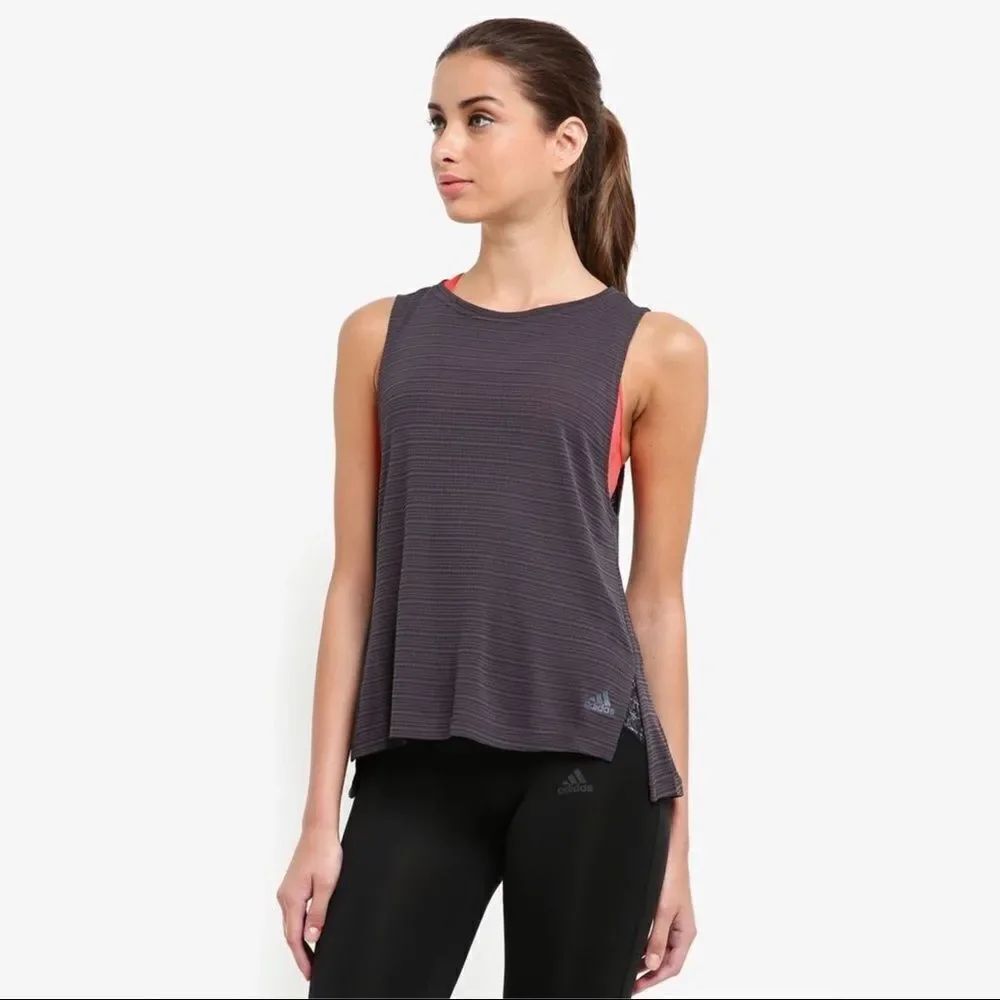 ✨ adidas Women Tshirts Training Chill Tank Top✨